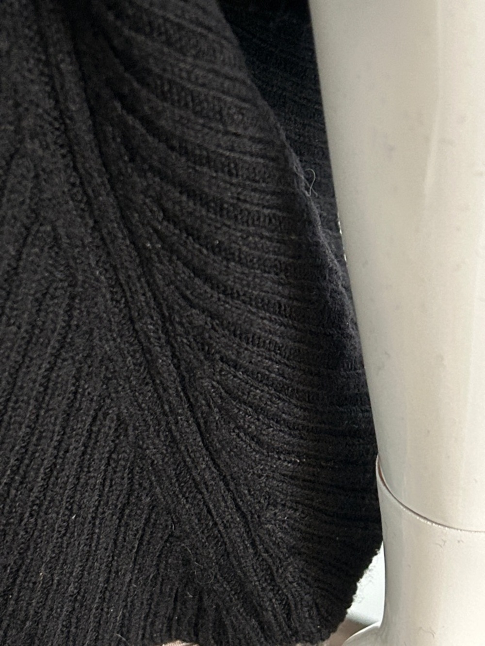 MaxMara Virgin Wool Poncho Sweater S/M Black Turtleneck - Picture 13 of 15